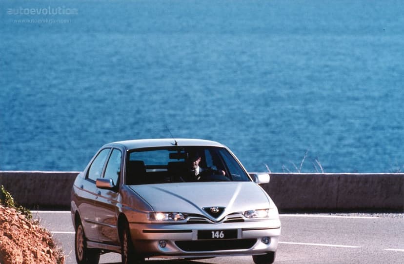 Alfa Romeo ALFA ROMEO 146 - 1