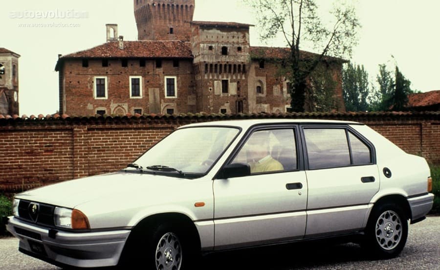 ALFA ROMEO 33