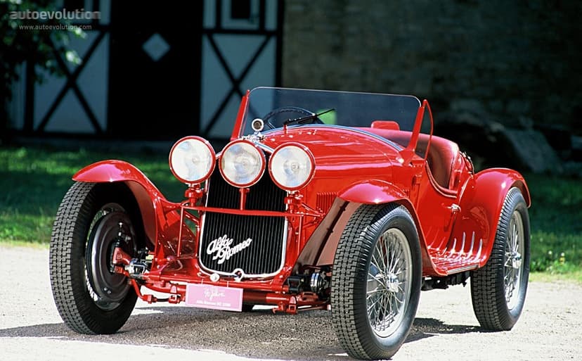 Alfa Romeo ALFA ROMEO 8C - 1