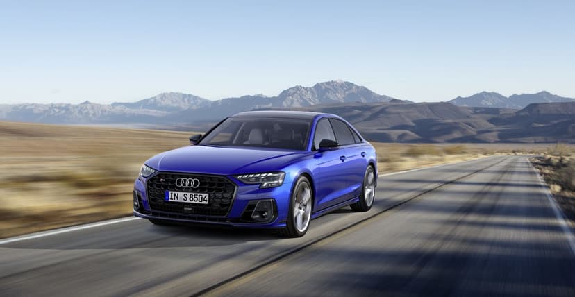 Audi S8 - 1
