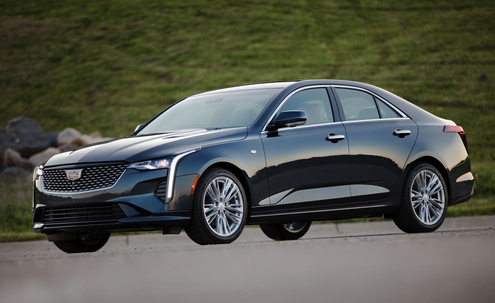 CADILLAC CT4
