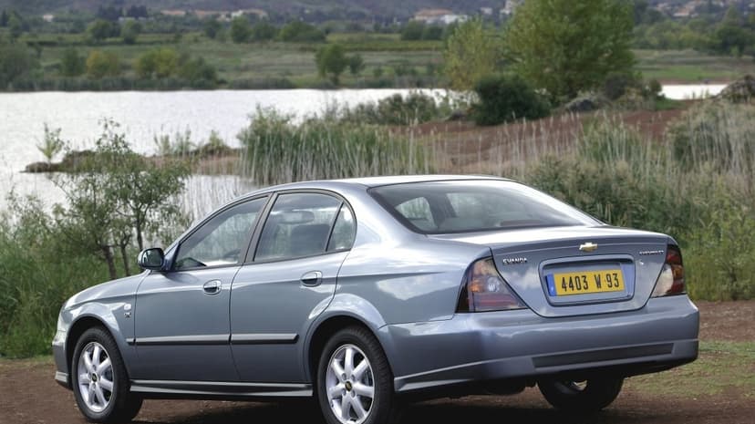 Chevrolet CHEVROLET Evanda - 1