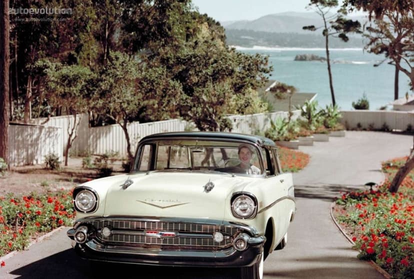 Chevrolet CHEVROLET Nomad - 1