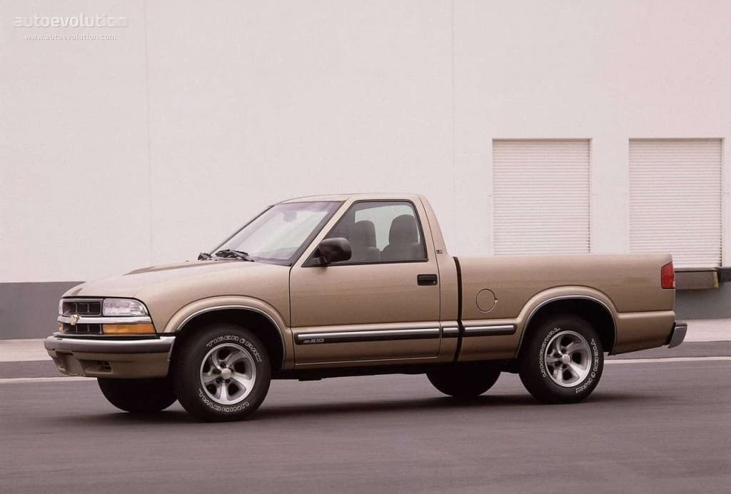 CHEVROLET S-10