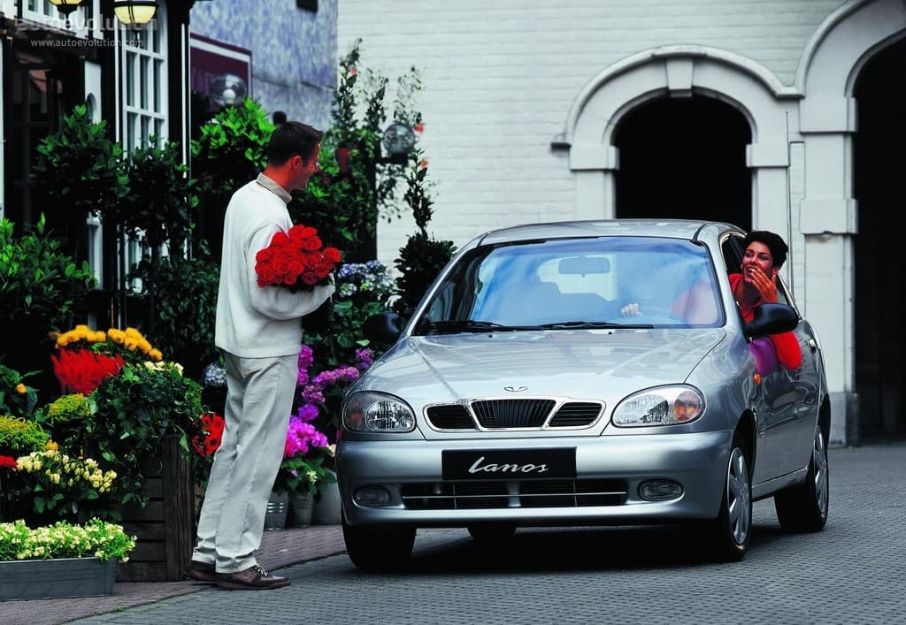 DAEWOO Lanos Hatchback 3 Doors