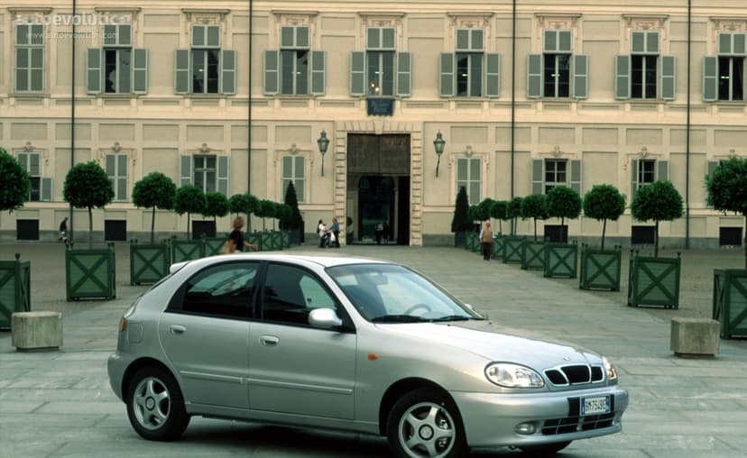 Daewoo DAEWOO Lanos Hatchback 5 Doors - 1