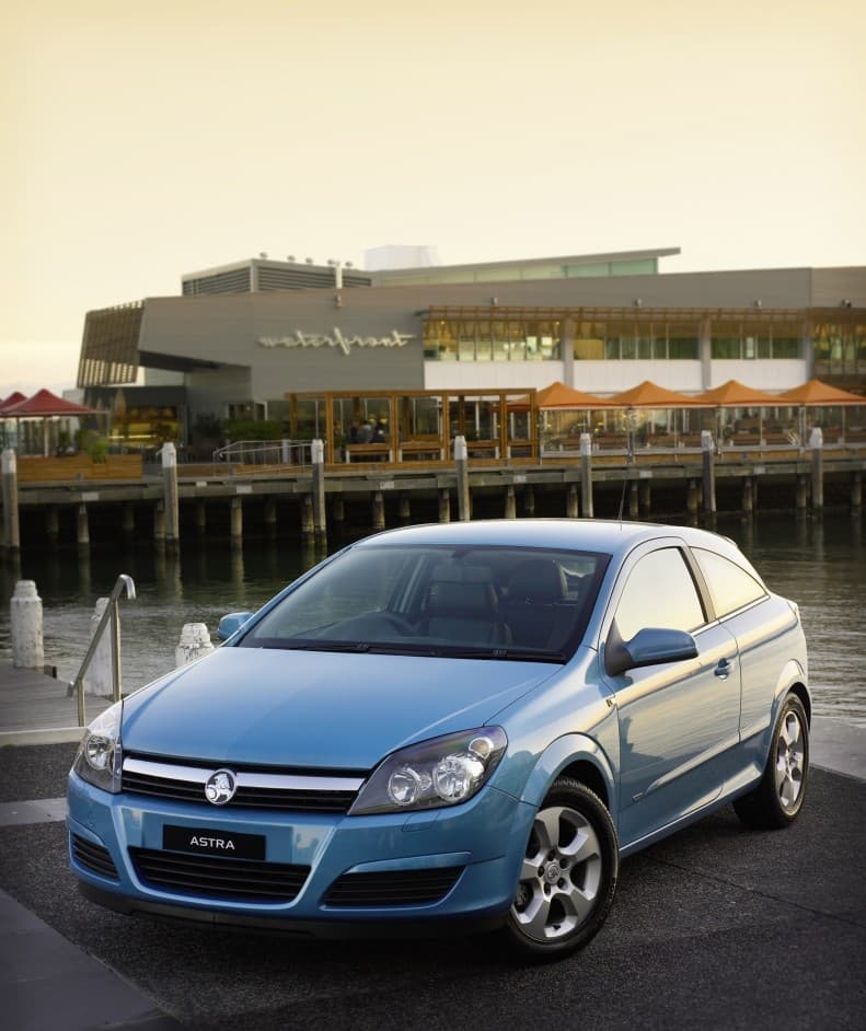 HOLDEN Astra 3 Doors