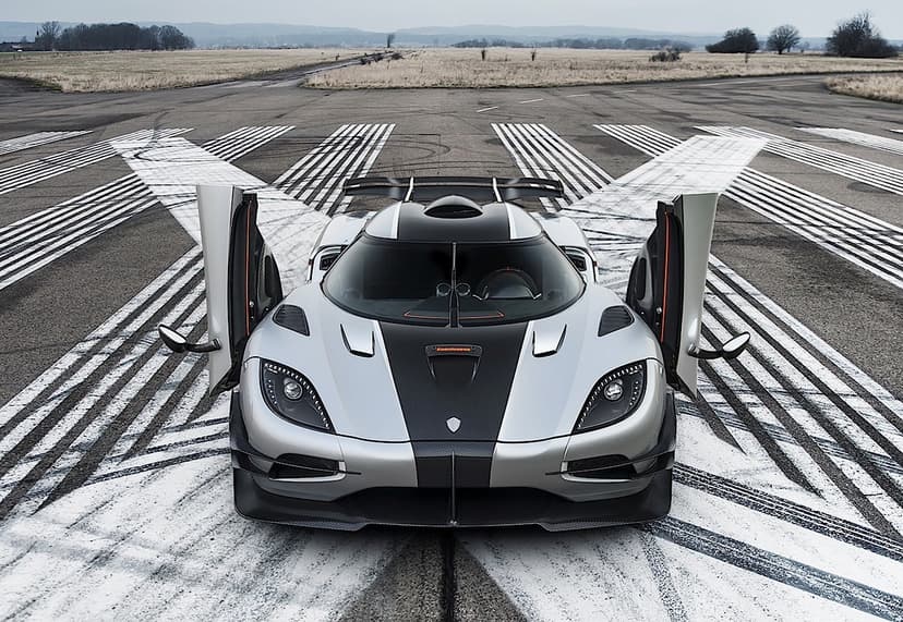 Koenigsegg KOENIGSEGG One:1 - 1