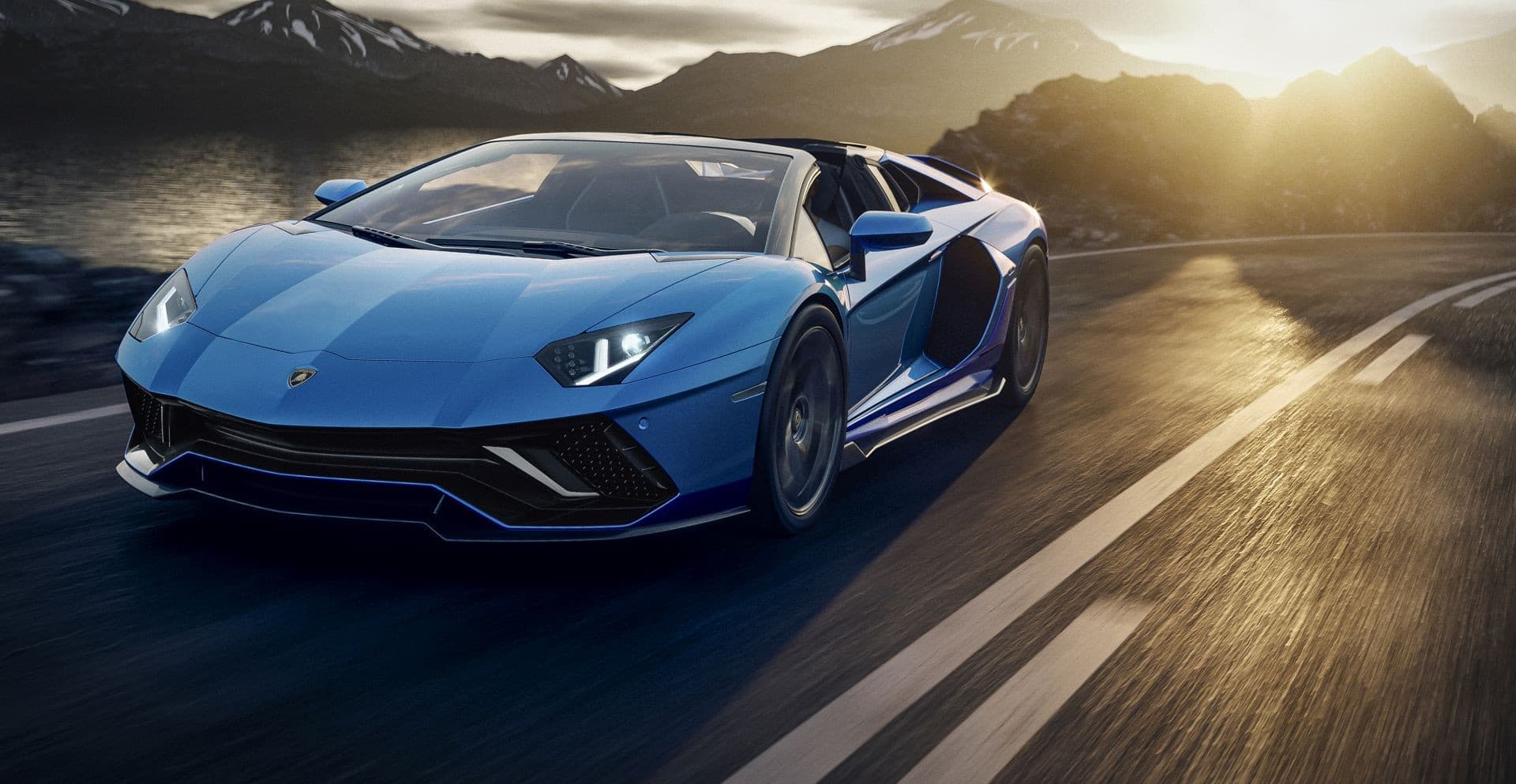 LAMBORGHINI Aventador Roadster