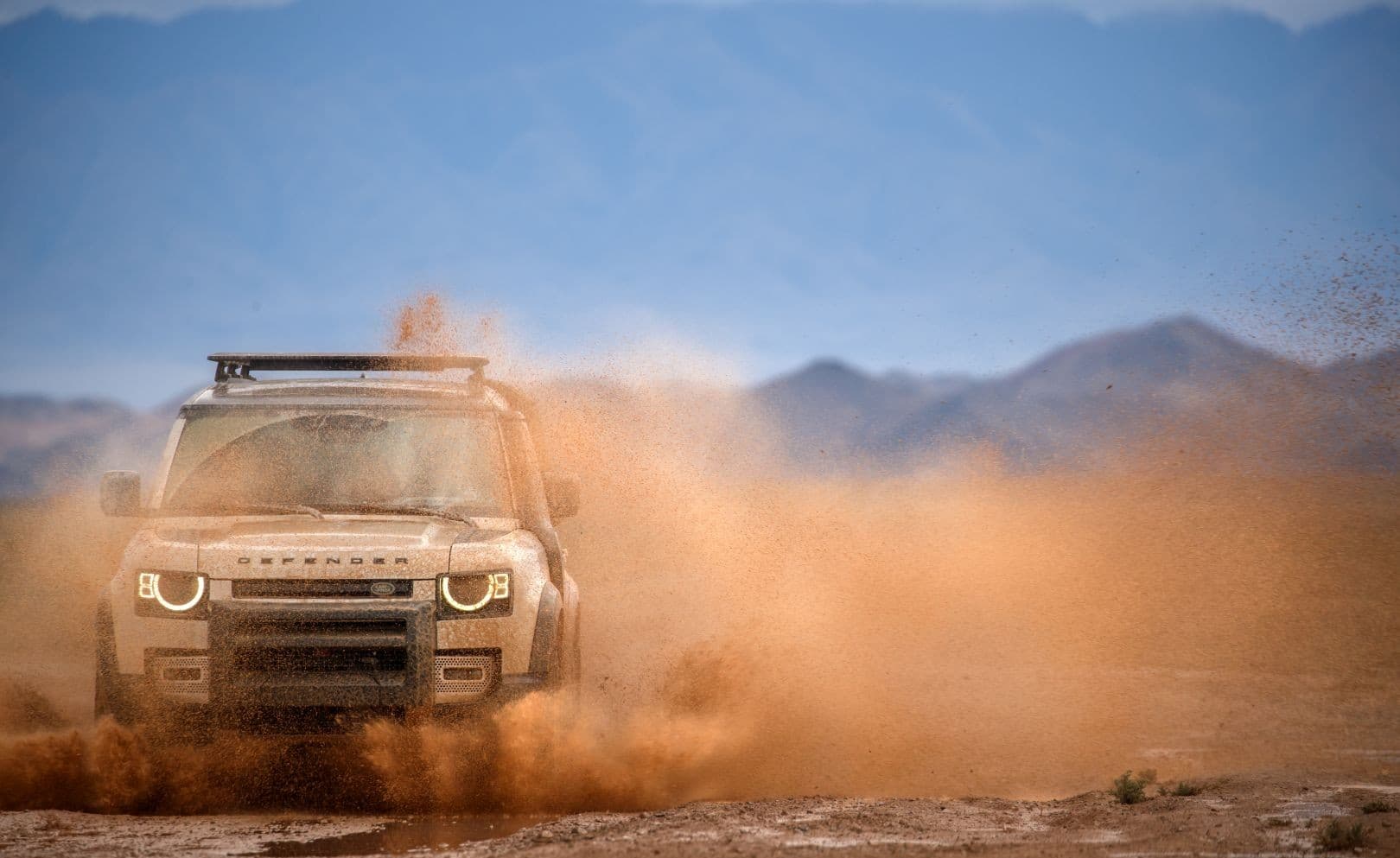 LAND ROVER Defender 110