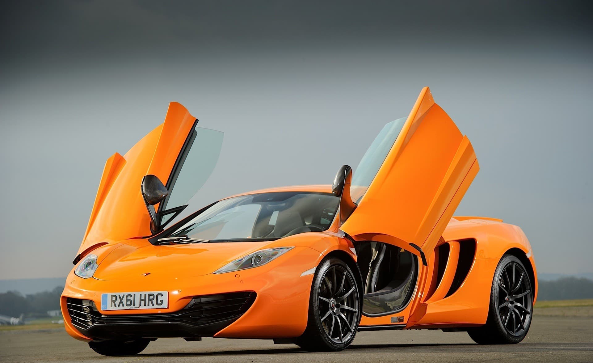 MCLAREN MP4-12C
