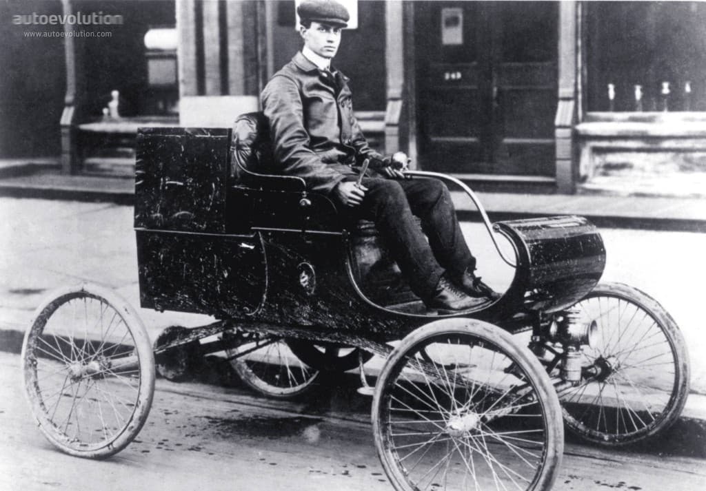 OLDSMOBILE Curved Dash