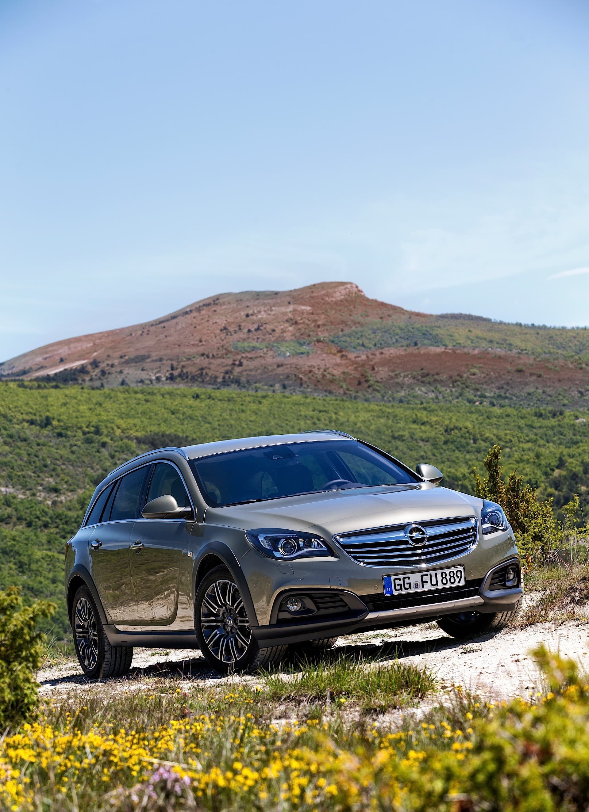 OPEL Insignia Country Tourer