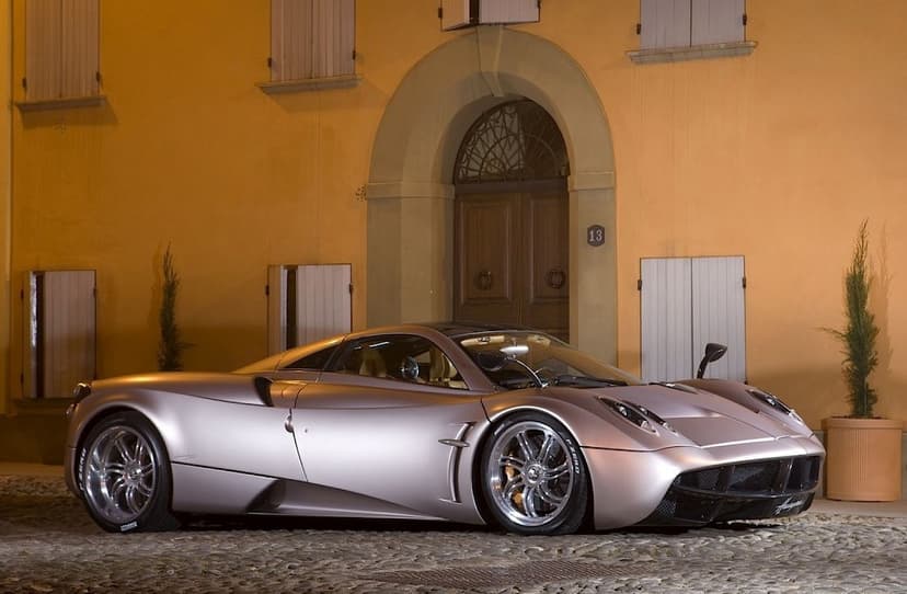 Pagani Huayra Roadster - 1