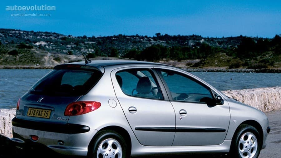 PEUGEOT 206 5 Doors