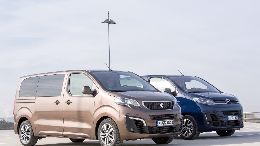 PEUGEOT Traveller