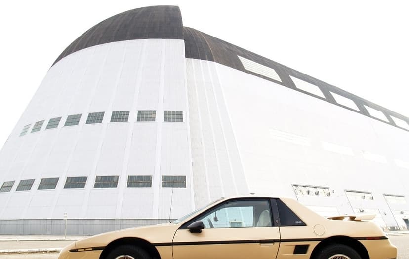 Pontiac PONTIAC Fiero - 1