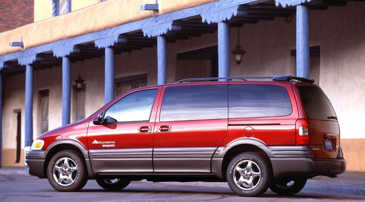 PONTIAC Montana