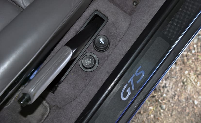 Porsche PORSCHE 928 GTS - 1