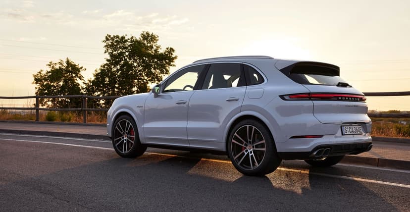 Porsche PORSCHE Cayenne Turbo E-Hybrid - 1