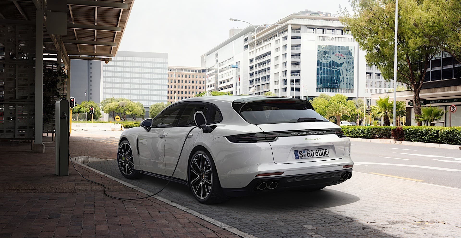 PORSCHE Panamera 4 E-Hybrid Sport Turismo