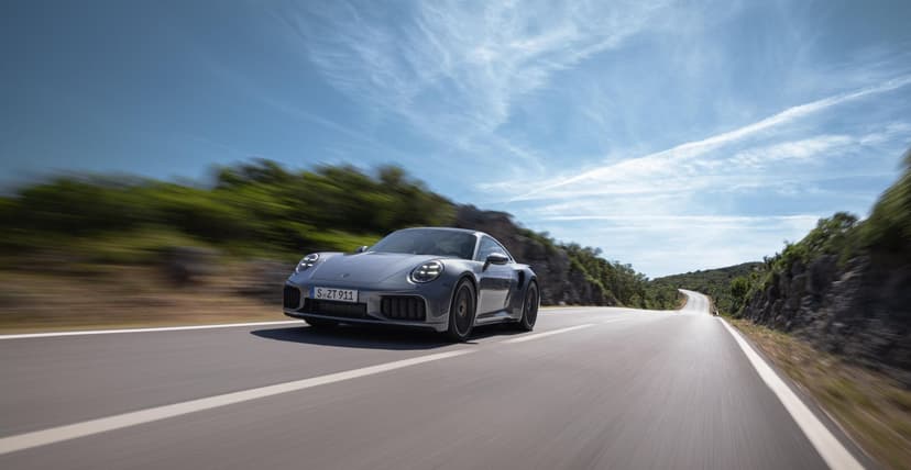 Porsche 911 Turbo S - 1