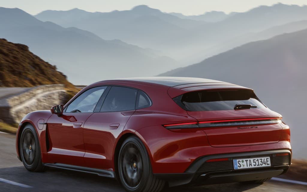 PORSCHE Taycan GTS Sport Turismo