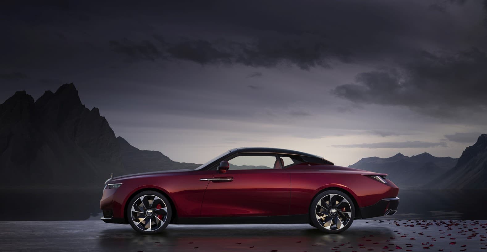 ROLLS-ROYCE La Rose Noire