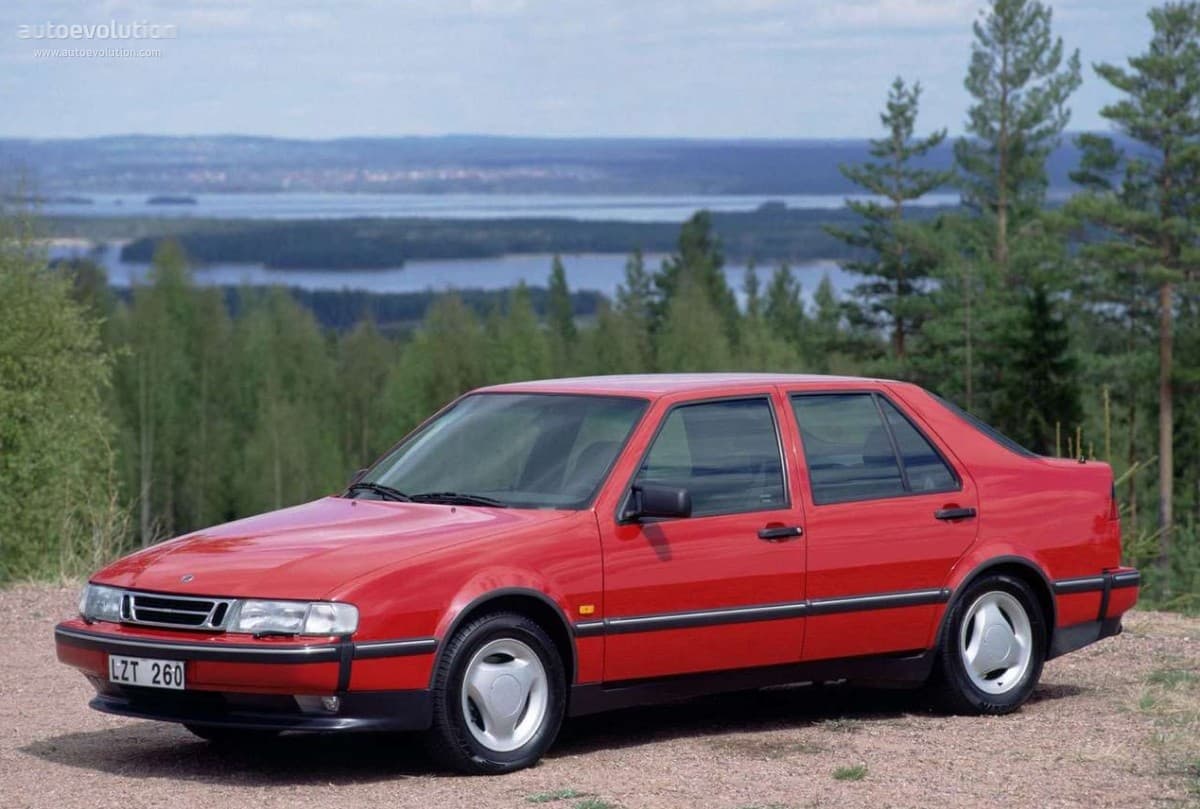 SAAB 9000