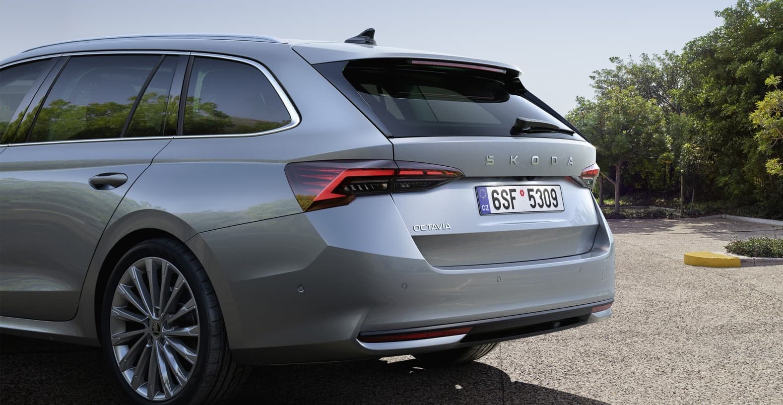 SKODA Octavia Combi