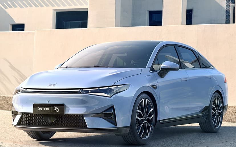 XPeng P5 - 1