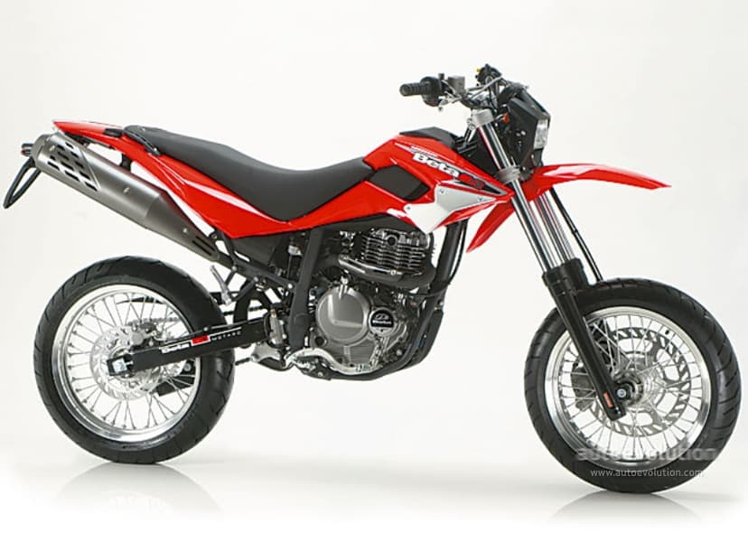 Beta M4 Motard - 1