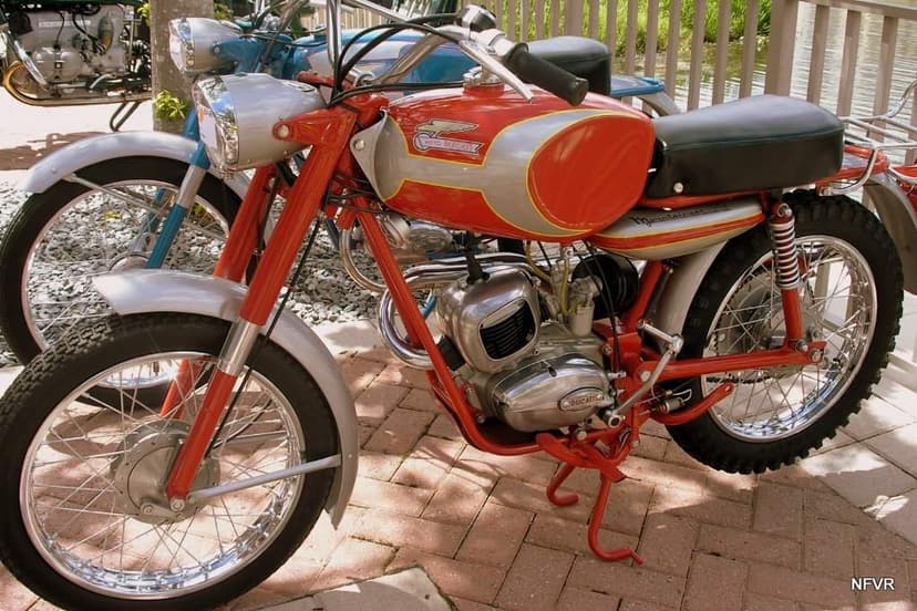 Ducati 100 - 1