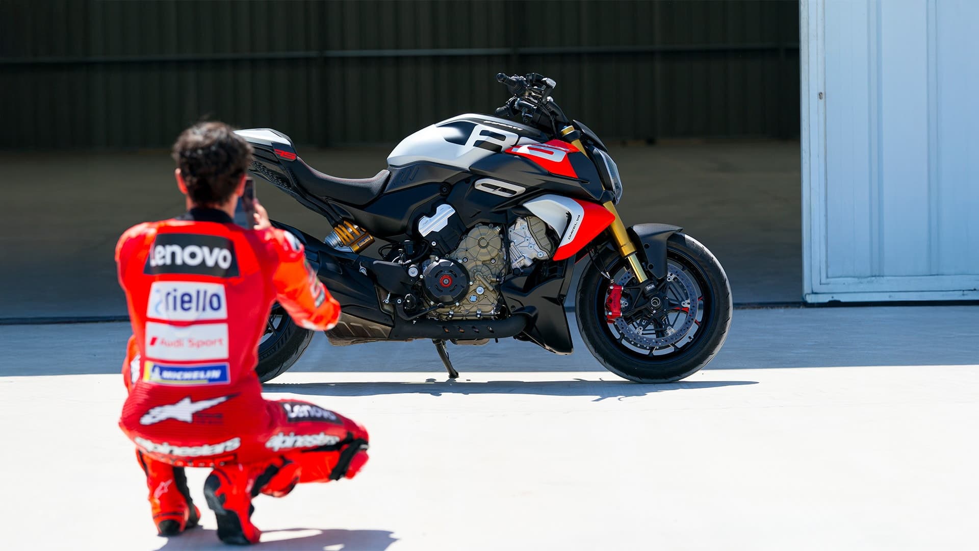 DUCATI Diavel