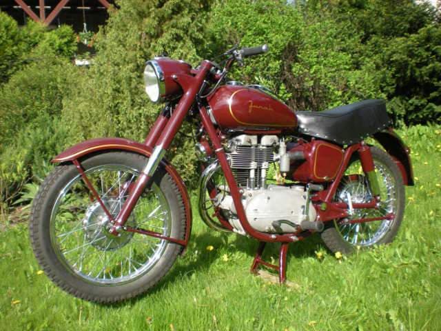 Junak M07 - 1