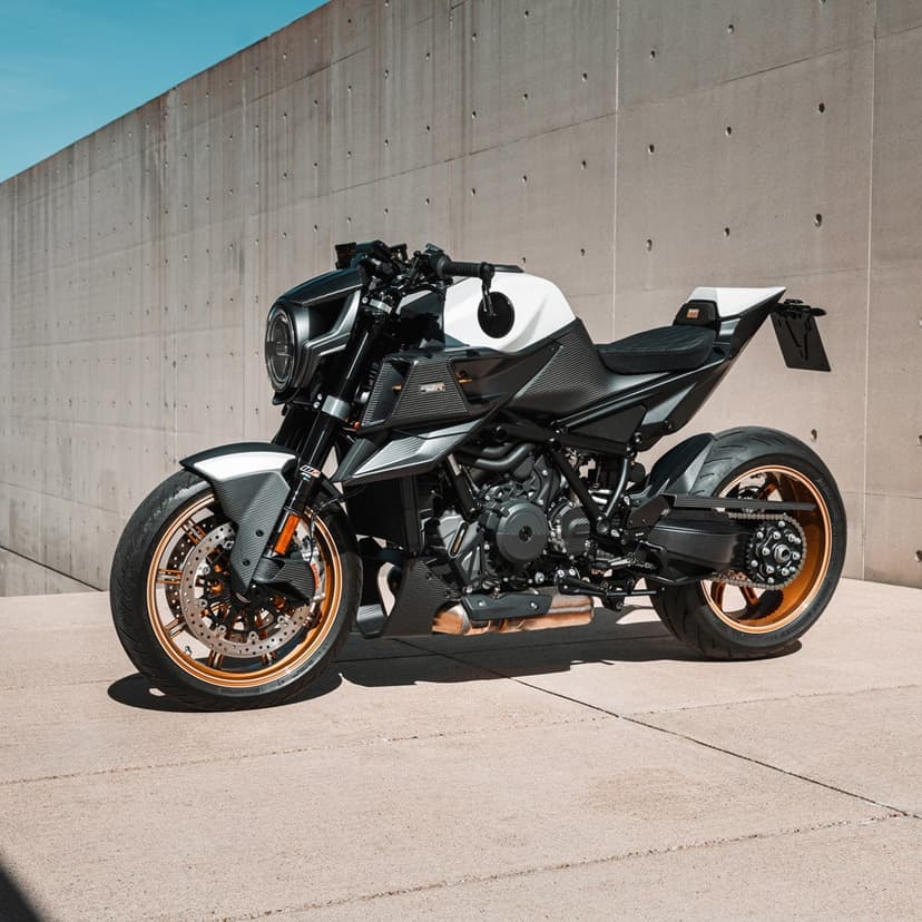Ktm 1300 - 1