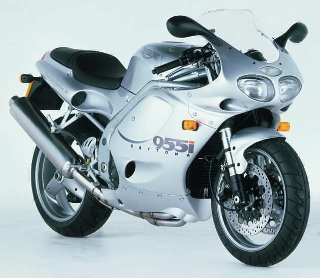 Triumph Daytona 955i - 1