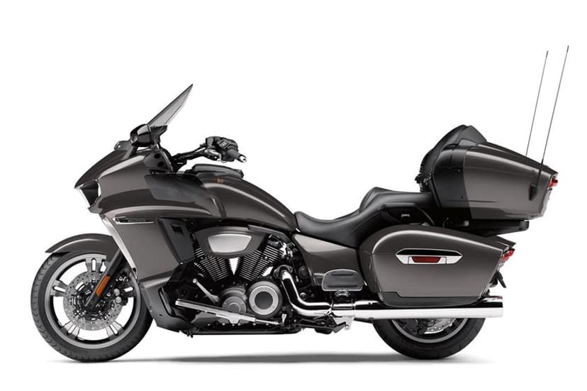 Yamaha Royal Star Venture - 1