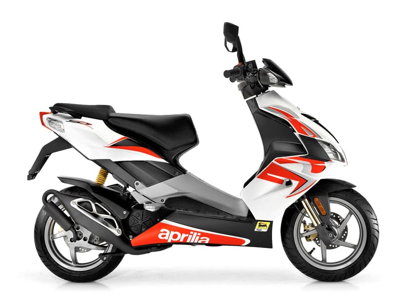 Aprilia APRILIA SR - 1