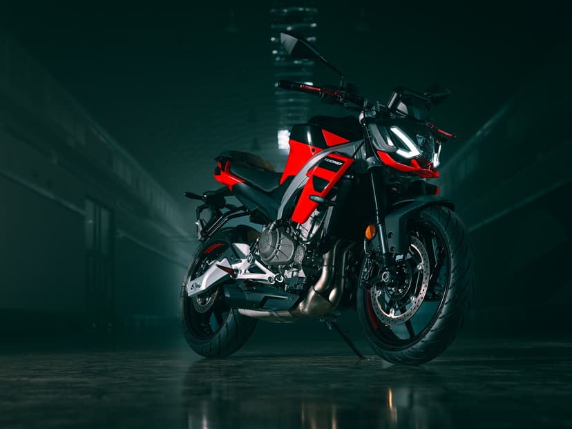 Aprilia APRILIA Tuono - 1