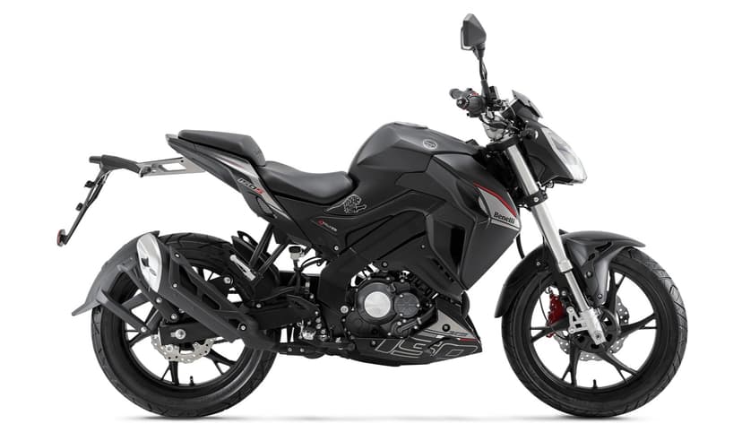 Benelli 150S - 1