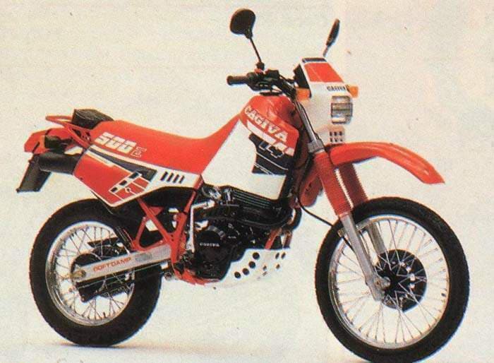 Cagiva T4 - 1