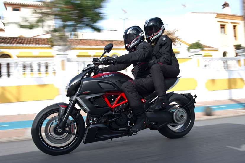 Ducati DUCATI Diavel - 1