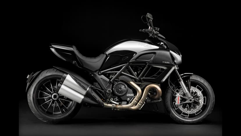 Ducati DUCATI Diavel - 1
