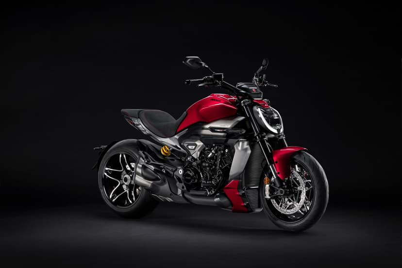 Ducati DUCATI Diavel - 1