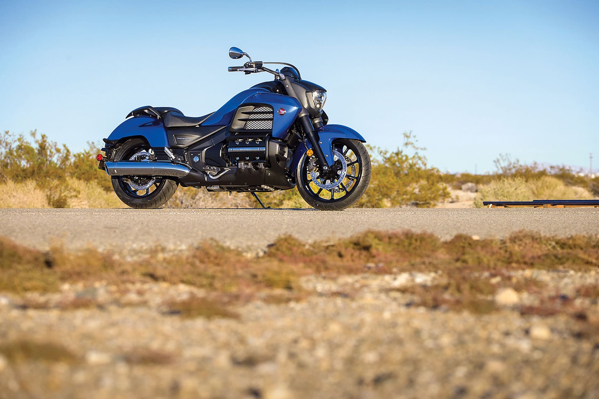 GL1800C