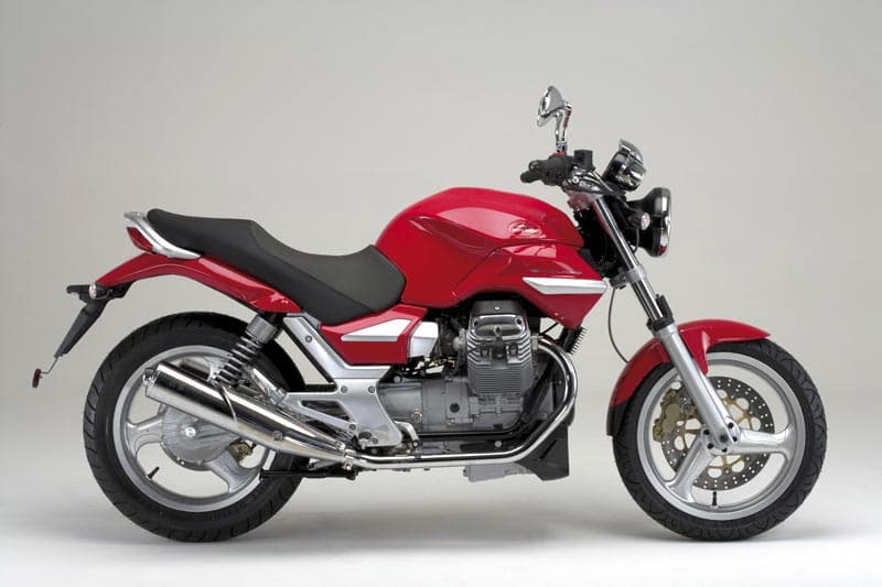 MOTO GUZZI Breva