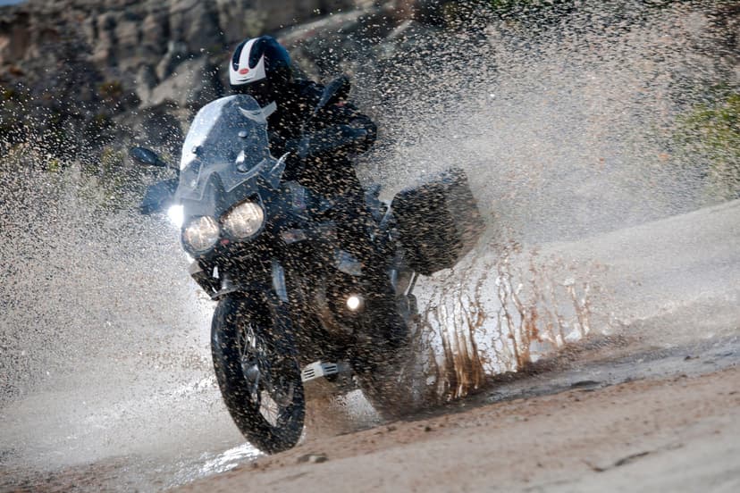 Moto guzzi MOTO GUZZI Stelvio - 1