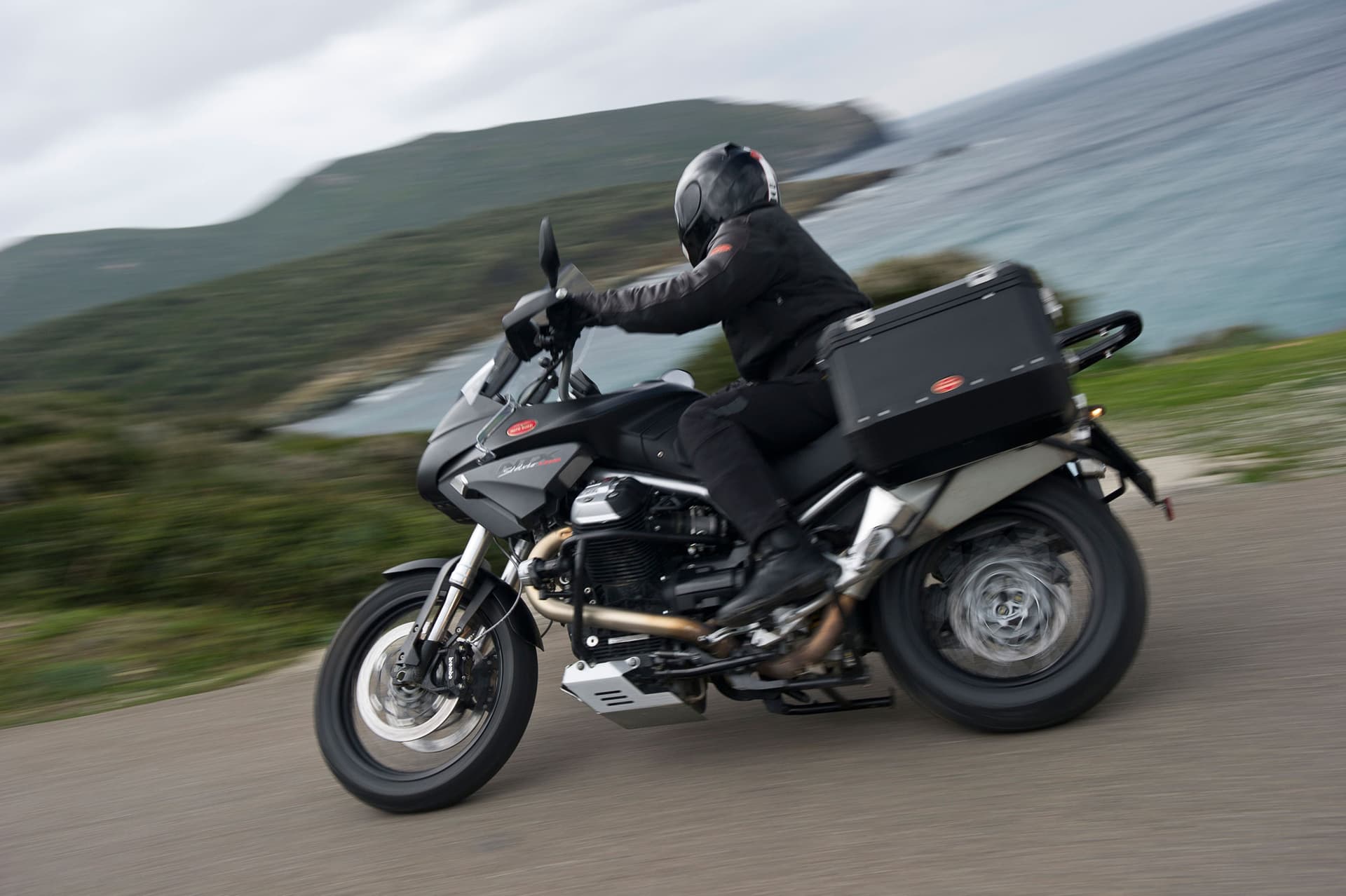 MOTO GUZZI Stelvio