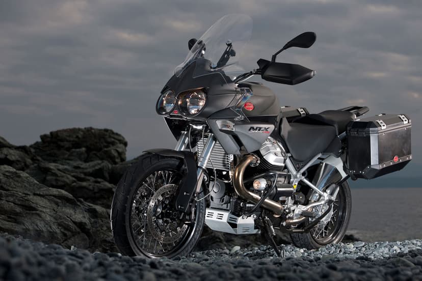 Moto guzzi MOTO GUZZI Stelvio - 1